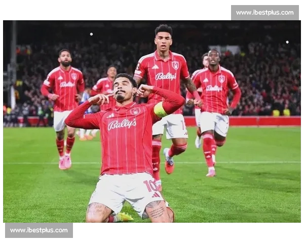 欧联杯小组赛激战正酣 强队逆袭冷门频出 胜负悬念不断